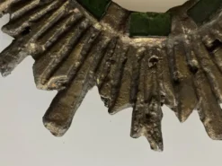Miroir soleil de Irena Jaworska en plomb doré et verre vert 1960