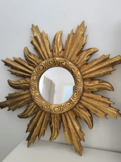 Miroir soleil doré