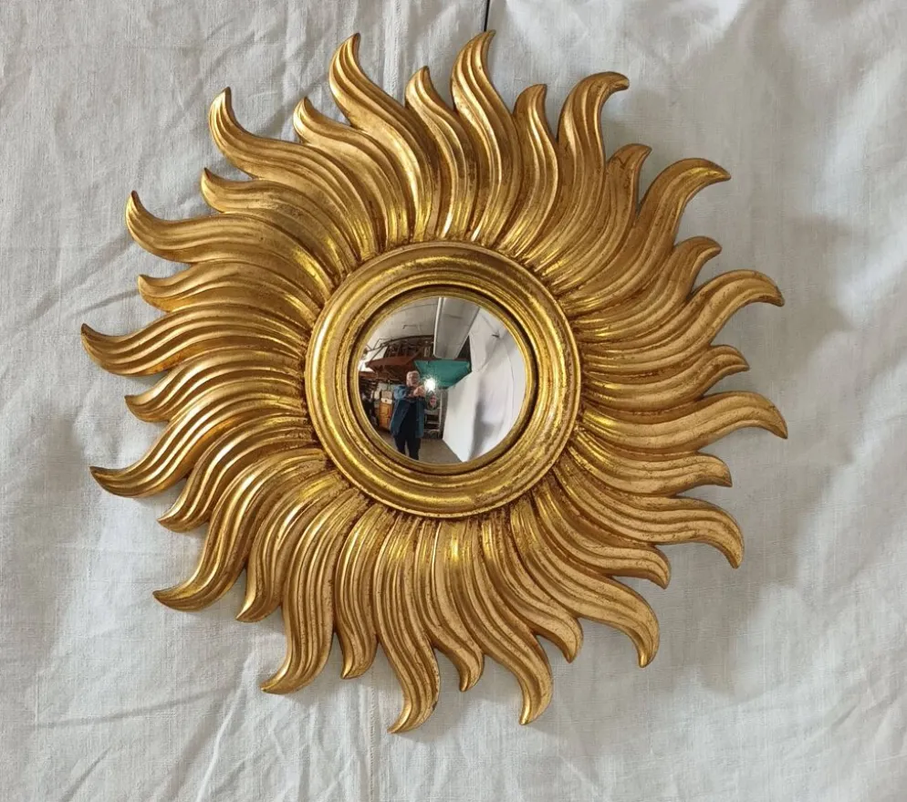 Miroir soleil en bois doré des années 90