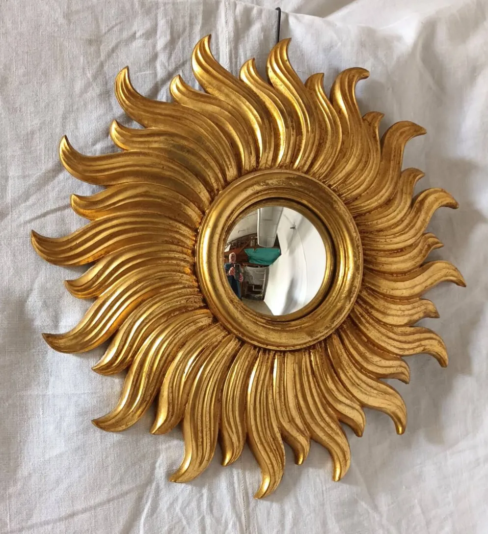 Miroir soleil en bois doré des années 90