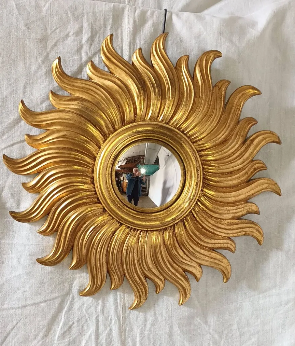 Miroir soleil en bois doré des années 90