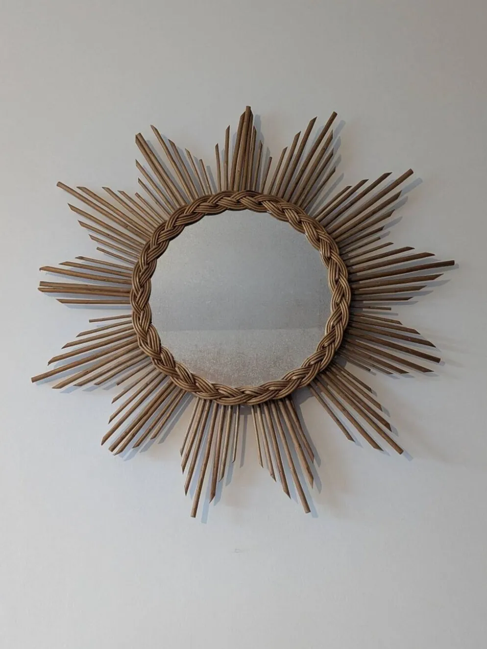 Miroir soleil en rotin