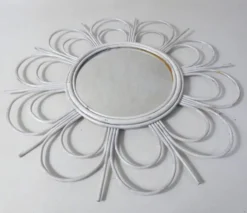 Miroir soleil en rotin vintage