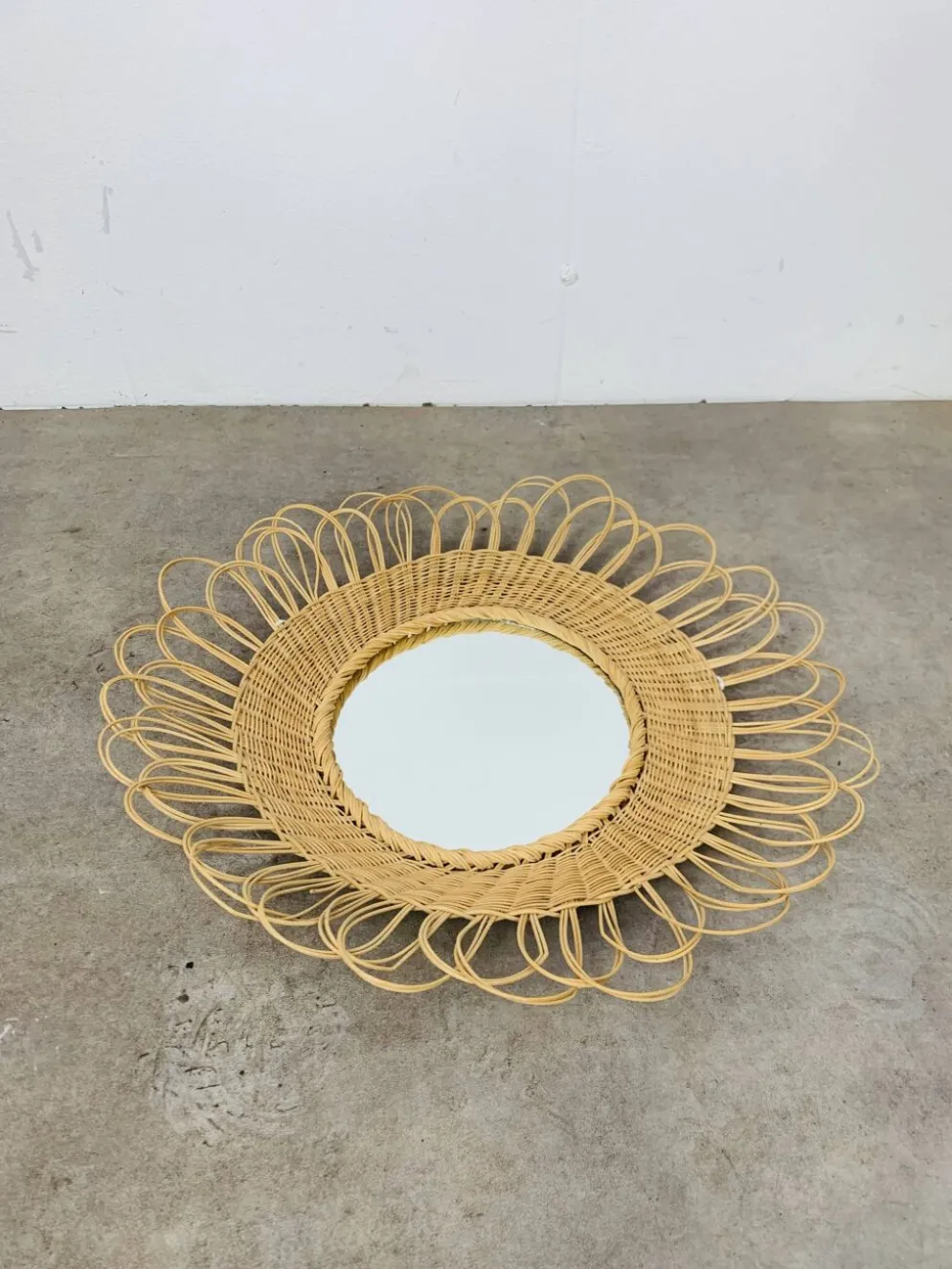 Miroir soleil rotin vintage années 60
