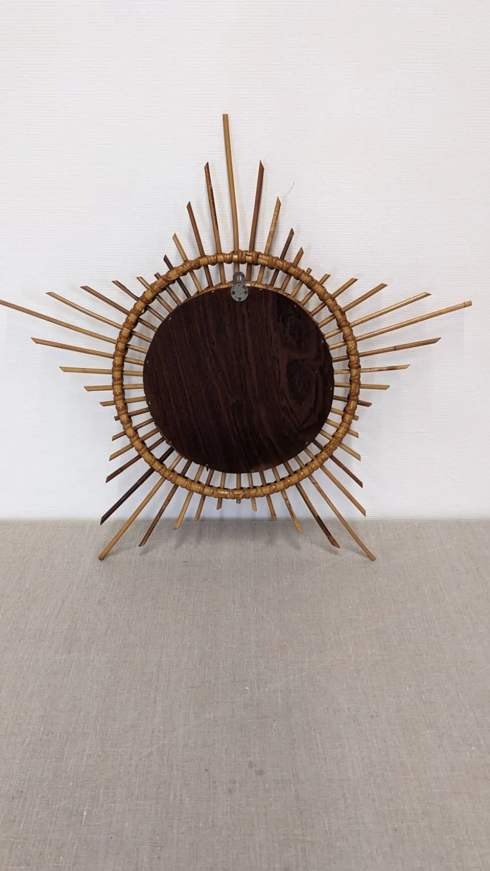 Miroir soleil étoilé en rotin, France vers 1960