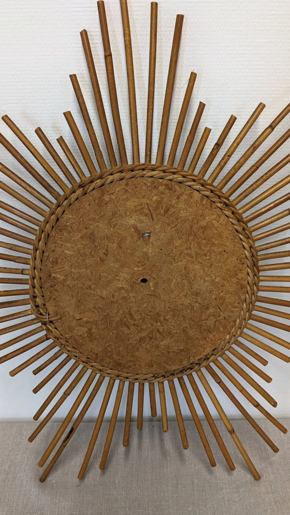 Miroir soleil étoilé XL en rotin, France vers 1970