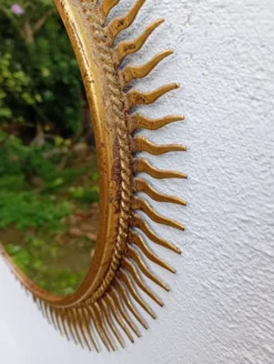 Miroir soleil vintage doré en métal – style années 60/70