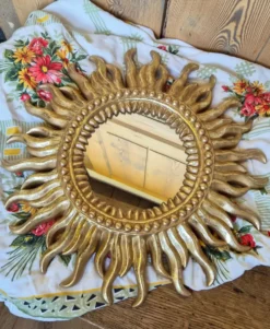 Miroir Soleil Vintage Doré – Un Classique Mid-Century pour une Déco Ra