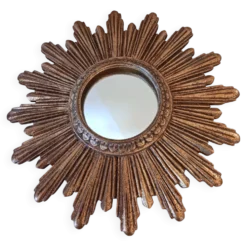 Miroir soleil vintage , en bois doré .