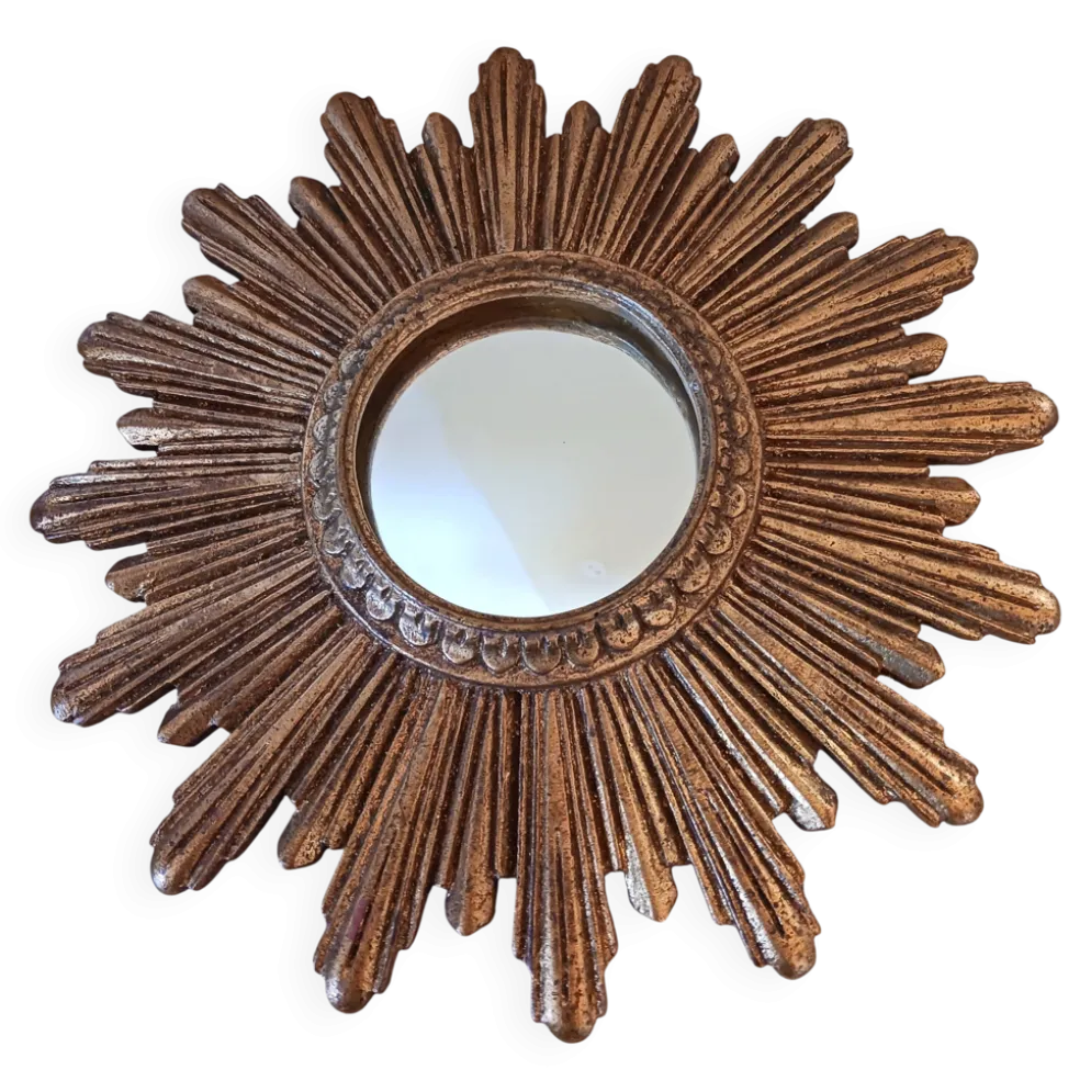 Miroir soleil vintage , en bois doré .