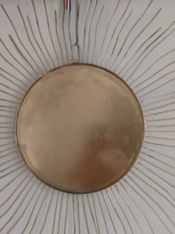 Miroir soleil vintage en métal doré – 70 cm