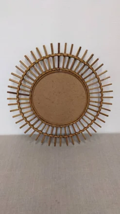 Miroir soleil XL en rotin, France vers 1960