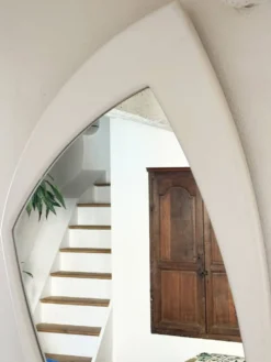 Miroir Space Age XXL en bois laqué, France années 1970