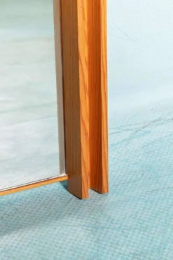 Miroir suédois minimaliste en bois de pin Japandi des années 70