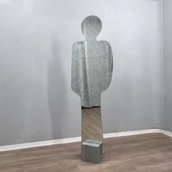Miroir sur pied postmoderne 