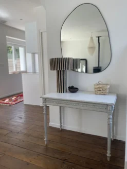 Miroir trapèze irrégulier organique laiton noir minimaliste 90x140cm