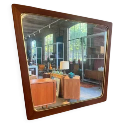 Miroir trapézoïdal en teck, Danemark 1960