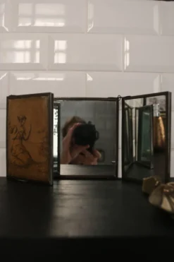 Miroir triptyque de barbier, Art Nouveau, circa 1900