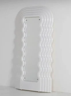 Miroir Ultrafragola par Ettore Sottsass pour Poltronova
