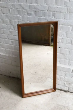 Miroir vintage danois en teck, années 1960