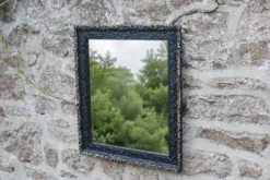Miroir vintage en bois et stuc bleu nuit patiné doré – style baroque – 51 ×