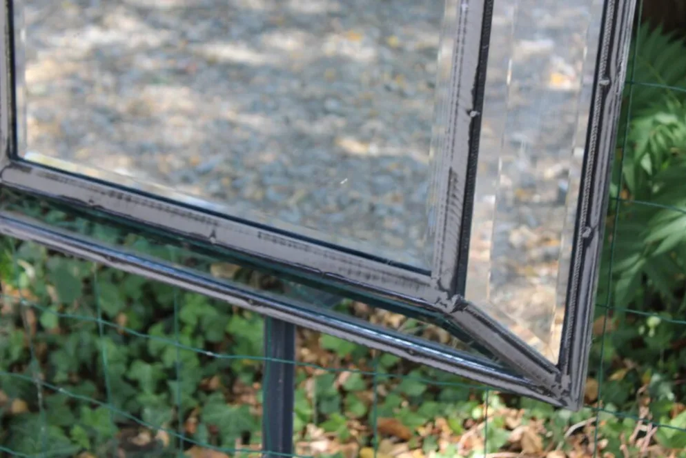 Miroir vintage en métal à parcloses – 5 glaces biseautées