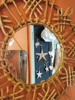 Miroir vintage en rotin
