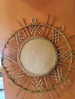 Miroir vintage en rotin
