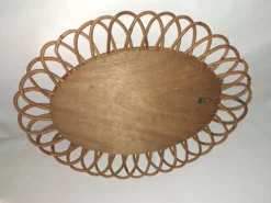 Miroir vintage en rotin. Année 1970.