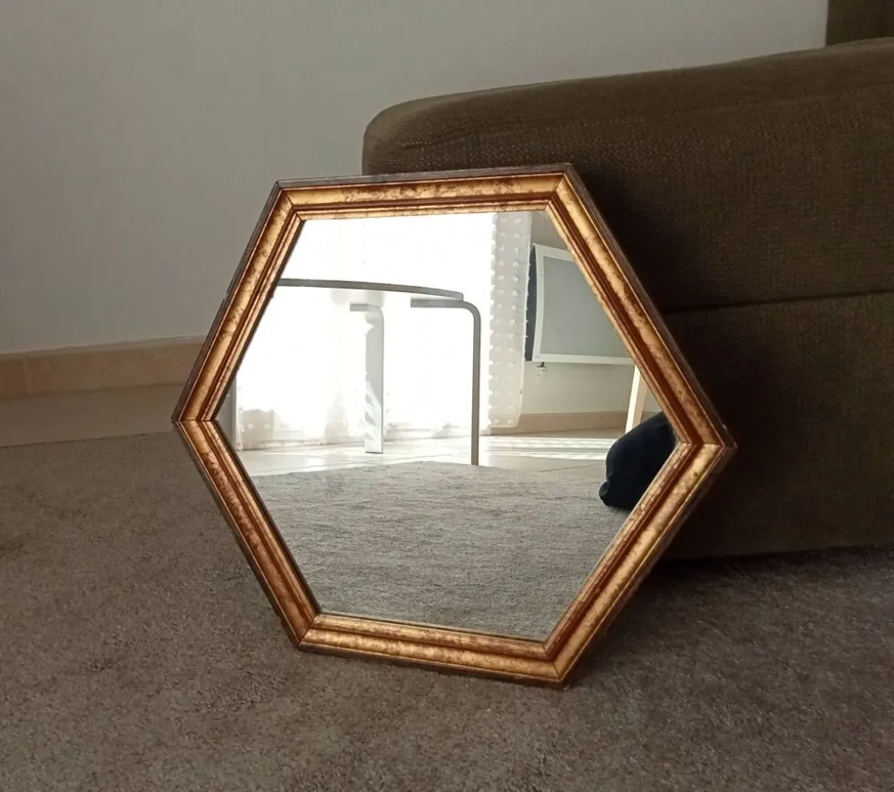 Miroir vintage hexagonale bohème chic en bois doré
