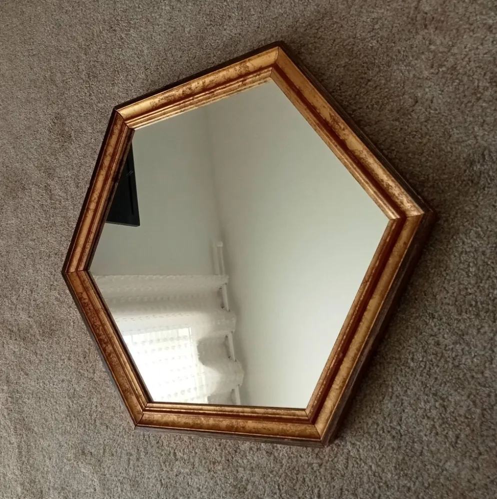 Miroir vintage hexagonale bohème chic en bois doré