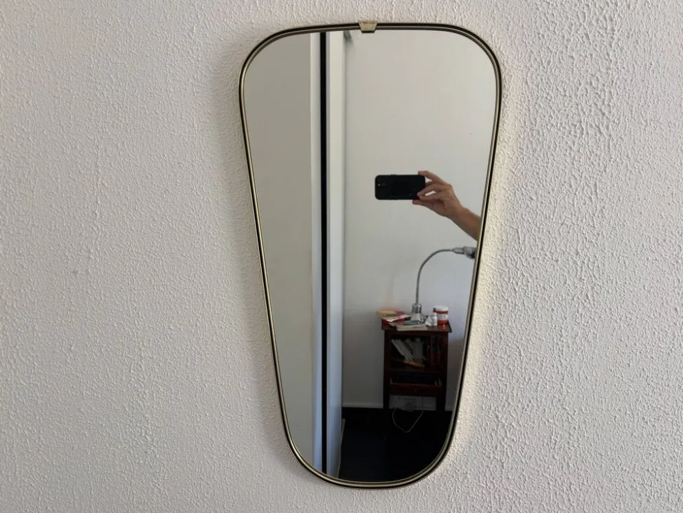 Miroir vintage 1960 rétroviseur asymétrique doré noir - 73 x 39 cm