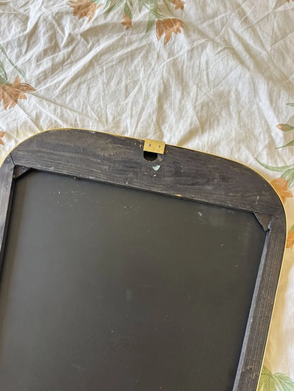 Miroir vintage 1960 rétroviseur asymétrique doré noir - 73 x 39 cm