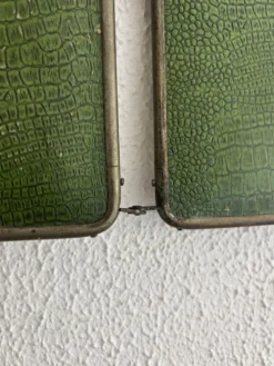 Miroir vintage 1930 triptyque barbier nickelé simili crocodile vert avocat