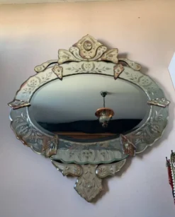 Miroir vénitien grande taille 112 cm de hauteur 93cm de largeur
