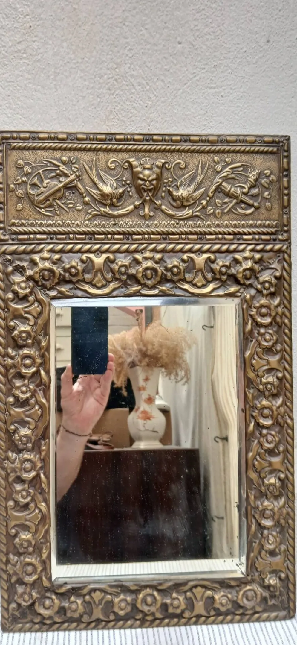 Mirroir Biseauté annees 30 en laiton repoussé