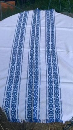 Nappe a the rectangulaire et 6 serviettes, made in france, linge basque, blanche et bleue, Vintage