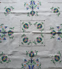 Nappe brodée main Artisanat polonais