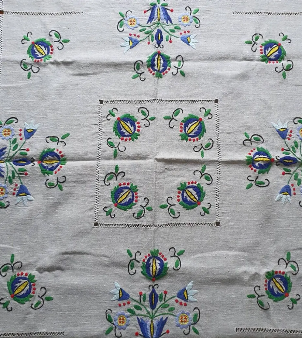 Nappe brodée main Artisanat polonais