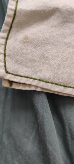 Nappe brodée main et ses six serviettes