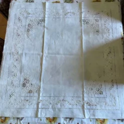 Nappe broderie Richelieu