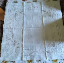 Nappe broderie Richelieu