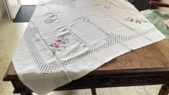 Nappe brodée + 12 Serviettes vintage