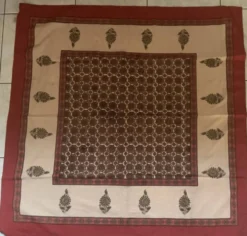 Nappe carrée 106x106 cm