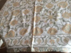 Nappe carrée 120 X 117 cm