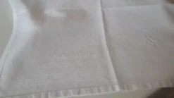 Nappe damasé et serviettes