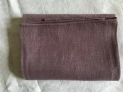 Nappe de cuisine en lin mauve 104x64