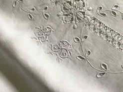 Nappe de réception en lin blanc BR 2mx2m10