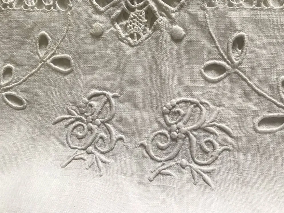 Nappe de réception en lin blanc BR 2mx2m10