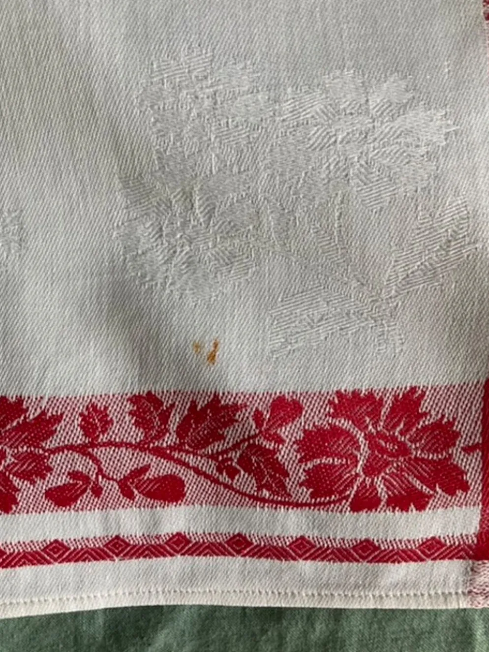 Nappe en damassé vintage